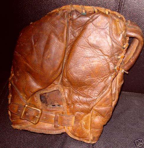 Lou Gehrig Banner Peerless 2 Back